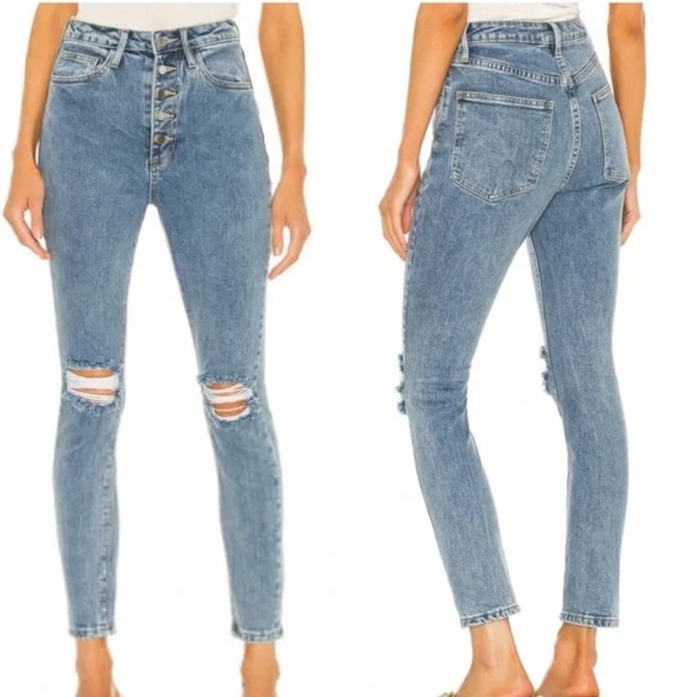 NWT WeWoreWhat The Danielle High Rise Vintage Straight Distressed Jeans Button